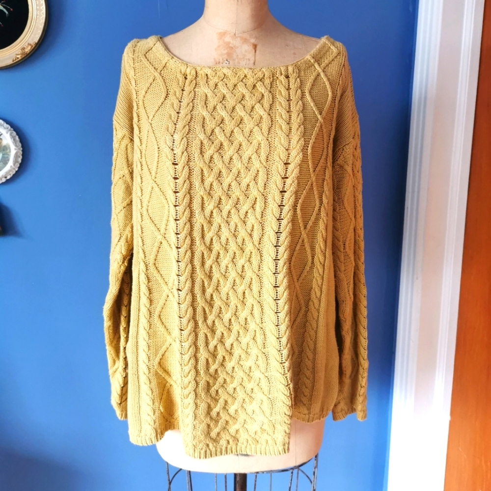 Vinatge Cable Knit Sweater in Mustard Yellow